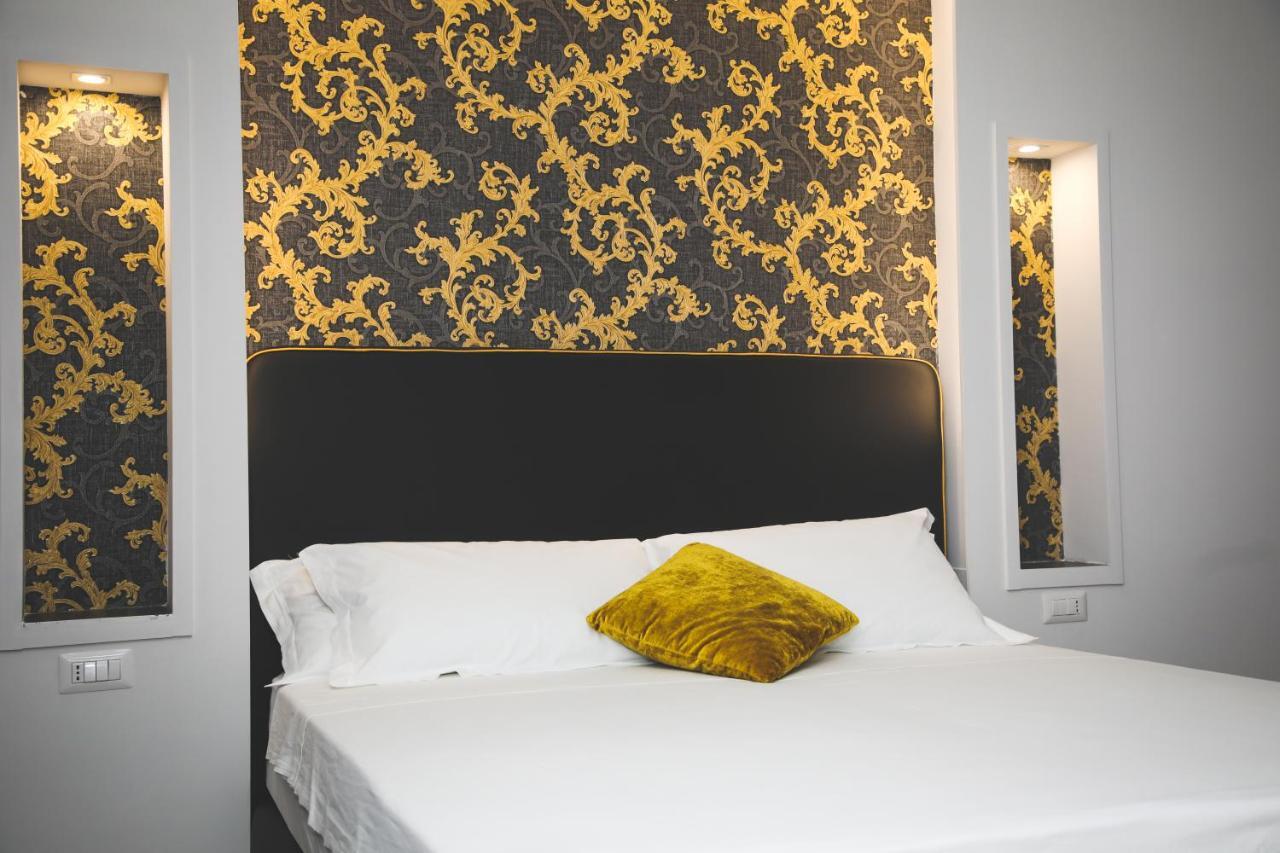 Principessa Isabella Luxury Rooms サレルノ エクステリア 写真