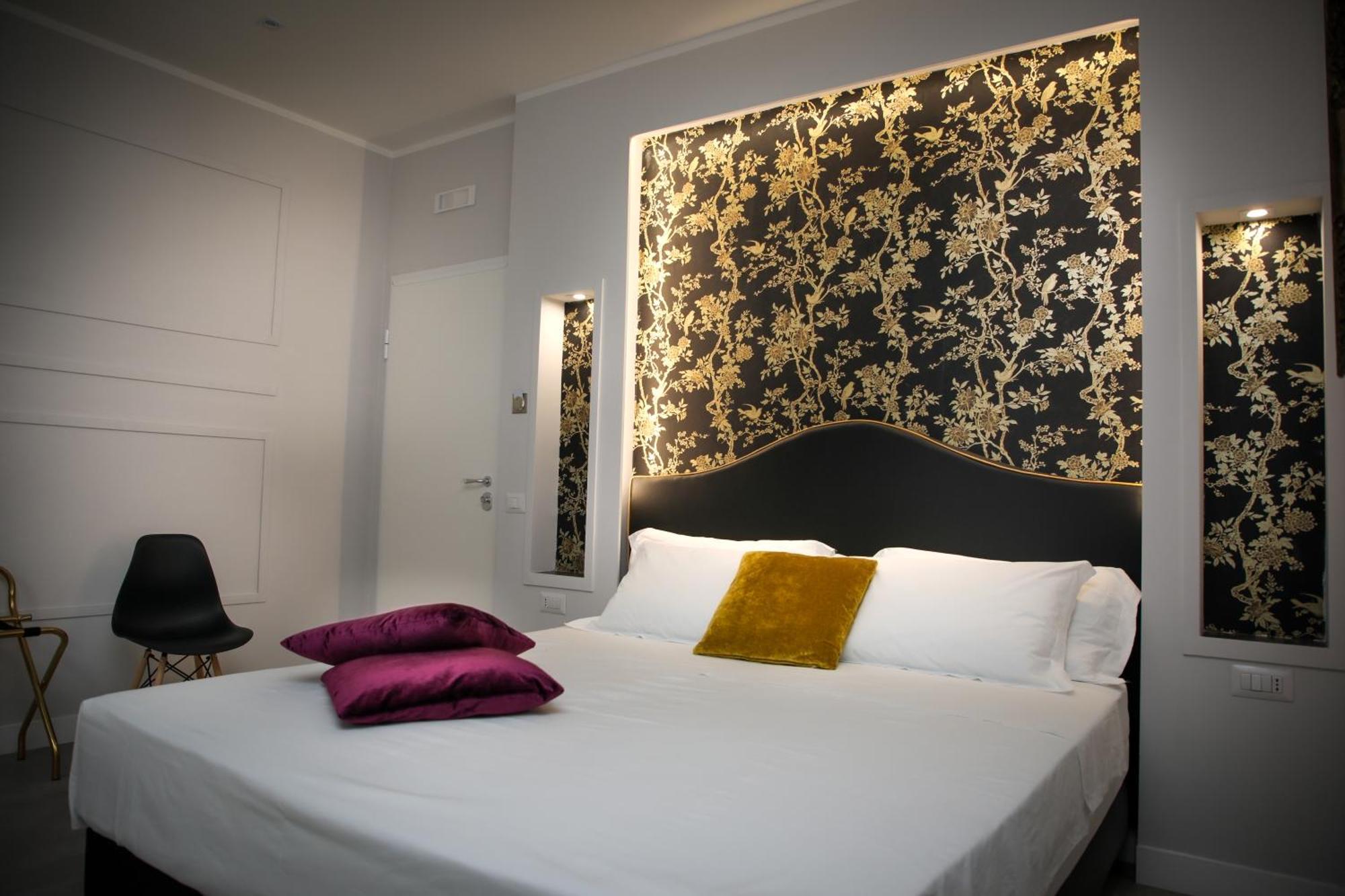 Principessa Isabella Luxury Rooms サレルノ エクステリア 写真